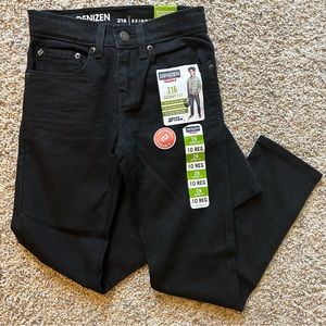 Denizen from Levi’s boys jeans size 10 Regular, 216 skinny fit, black. NWT